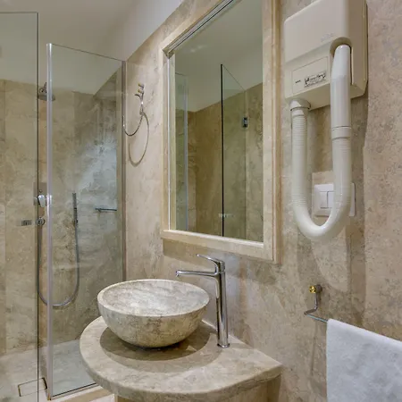 Otel Chiusarelli 3*