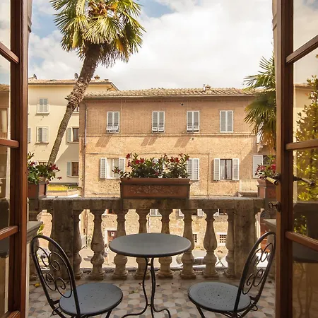 ホテル アルベルゴ キウザレッリホテル シエーナ